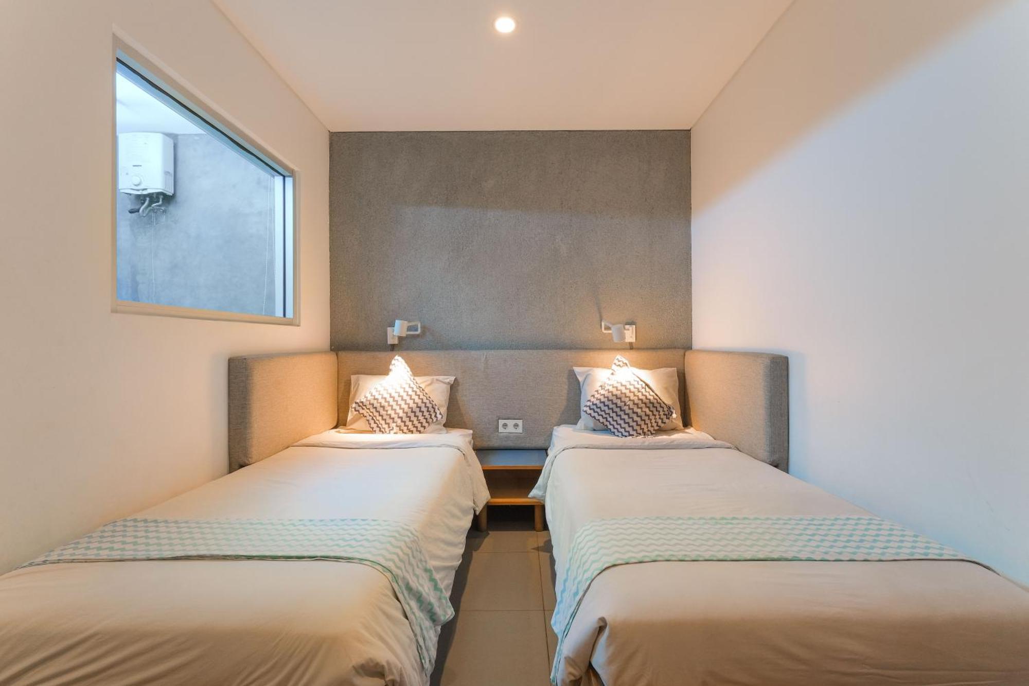 Djajanti House Bed & Breakfast Semarang Eksteriør bilde