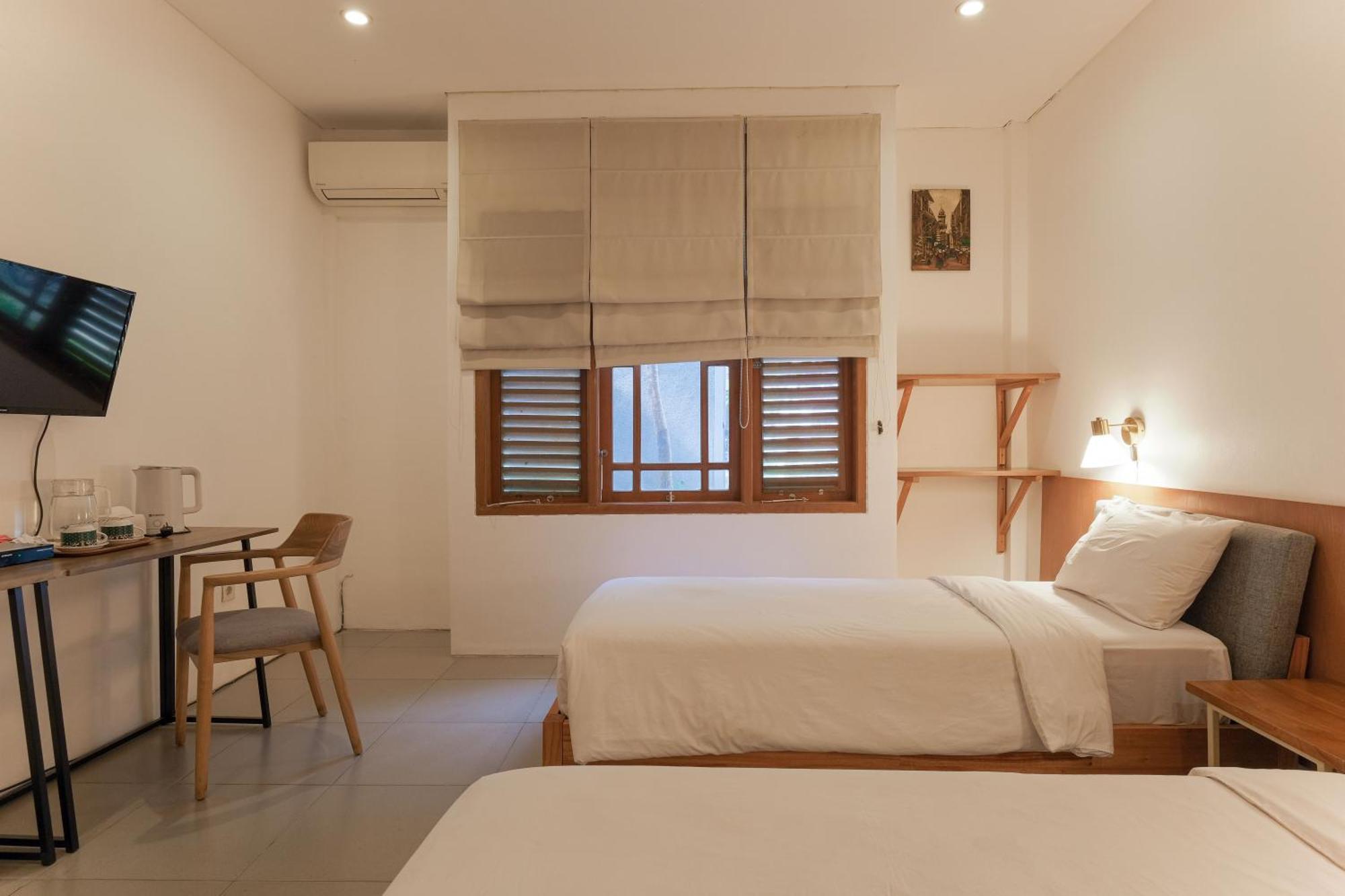Djajanti House Bed & Breakfast Semarang Eksteriør bilde